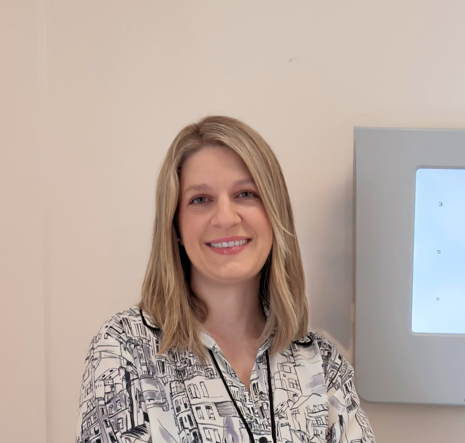 Έλενα Ράπτη MD, MSc – Χειρουργός Οφθαλμίατρος